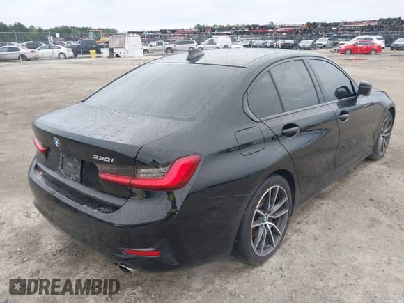 2020 BMW 3 Series 330i with VIN 3MW5R1J09L8B33802, listed as a IAAI auction lot 43166315 with 85,167 mi miles and . Bid and sale history available at DreamBid. Image 4.