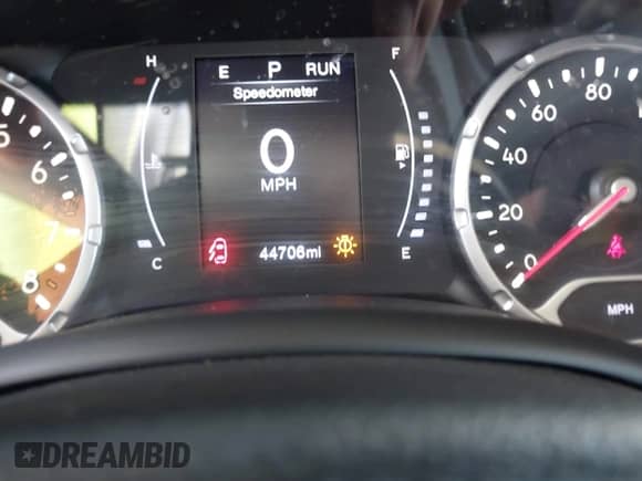 2018 Jeep Renegade Latitude with VIN ZACCJABB2JPJ27064, listed as a IAAI auction lot 42952232 with 44,706 mi miles and . Bid and sale history available at DreamBid. Image 15.