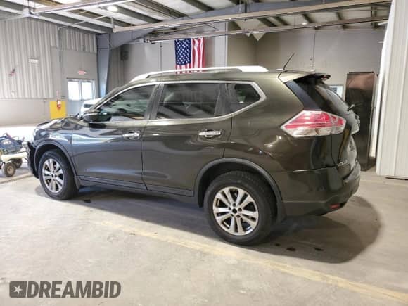 2015 Nissan Rogue SL z VIN 5N1AT2MV7FC898144, wystawiony jako Copart lot #71870485 z przebiegiem 131 526 mil mil oraz Czysty tytuł • Clean title. Historia ofert i sprzedaży dostępna na DreamBid. Obrazek 2.