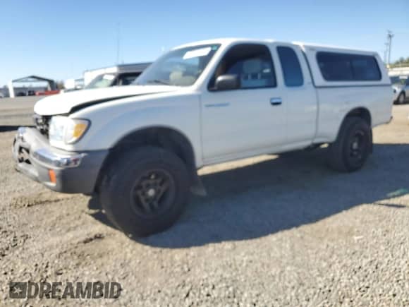 1998 Toyota Tacoma с VIN 4TAWN72N0WZ039233, выставлен на аукционе Copart как лот 90082605 с пробегом 246 392 миль миль и Списание • Salvage title. История ставок и продаж доступна на DreamBid. Изображение 1.