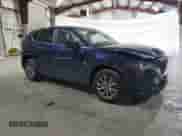 2024 Mazda CX-5 S Preferred z VIN JM3KFBCM5R0359835, wystawiony jako Copart lot #81339105 z przebiegiem 20 359 mil mil oraz Szkoda całkowita • Salvage title. Historia ofert i sprzedaży dostępna na DreamBid. Obrazek 4.