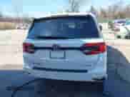 2023 Honda Odyssey Sport z VIN 5FNRL6H77PB063109, wystawiony jako IAAI lot #41760368 z przebiegiem 39 967 mil mil oraz . Historia ofert i sprzedaży dostępna na DreamBid. Obrazek 16.