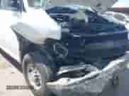 2013 Chevrolet Express Cargo z VIN 1GCWGGFA5D1144707, wystawiony jako IAAI lot #42868366 z przebiegiem 167 632 mil mil oraz . Historia ofert i sprzedaży dostępna na DreamBid. Obrazek 6.
