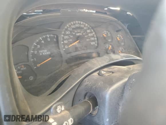 2004 Chevrolet Silverado 2500 LS с VIN 1GCGK23U34F126892, выставлен на аукционе Copart как лот 81576984 с пробегом Не указан миль и Чистый • Clean title. История ставок и продаж доступна на DreamBid. Изображение 9.