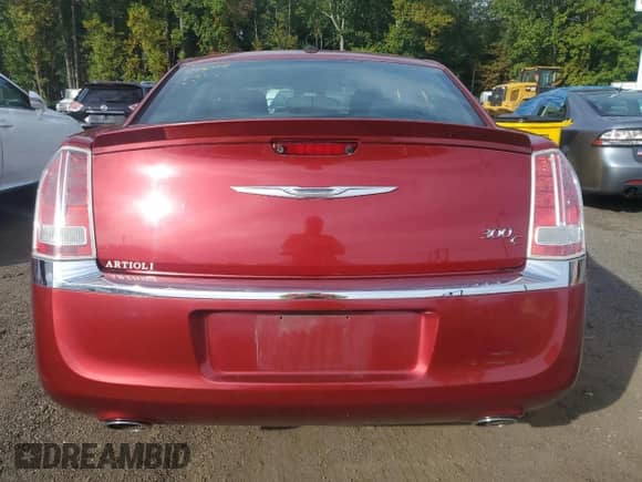 2011 Chrysler 300 C с VIN 2C3CA6CT0BH528501, выставлен на аукционе Copart как лот 84598305 с пробегом 132 067 миль миль и Списание • Salvage title. История ставок и продаж доступна на DreamBid. Изображение 6.