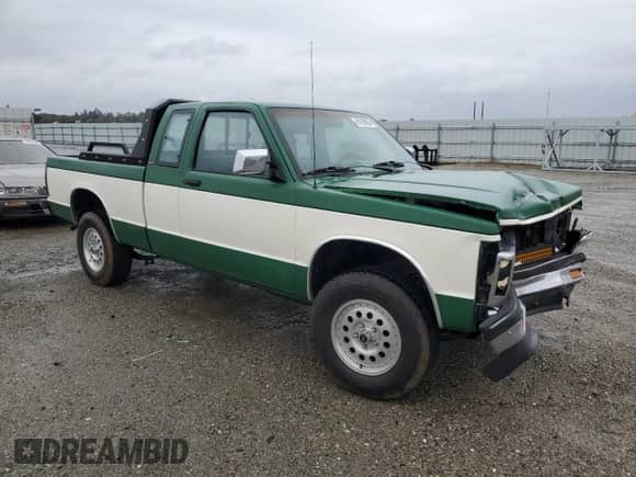 1992 Chevrolet S-10 с VIN 1GCCT19Z9N8134235, выставлен на аукционе Copart как лот 81630954 с пробегом 77 727 миль миль и Списание • Salvage title. История ставок и продаж доступна на DreamBid. Изображение 4.