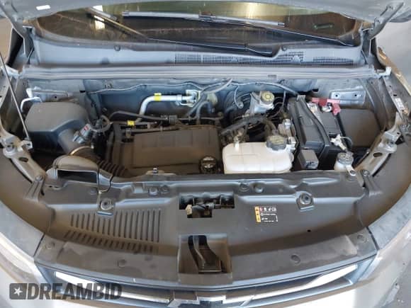 2021 Chevrolet Trax LT z VIN KL7CJLSB8MB358688, wystawiony jako IAAI lot #43028764 z przebiegiem 26 445 mil mil oraz . Historia ofert i sprzedaży dostępna na DreamBid. Obrazek 10.