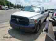 2018 Ram 1500 Tradesman с VIN 3C6JR6DG8JG129127, выставлен на аукционе IAAI как лот 42540299 с пробегом 117 414 миль миль и . История ставок и продаж доступна на DreamBid. Изображение 2.