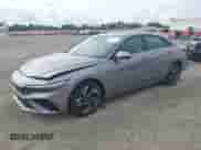 2025 Hyundai Elantra SEL Convenience с VIN KMHLS4DG1SU961445, выставлен на аукционе IAAI как лот 43326304 с пробегом 13 588 миль миль и . История ставок и продаж доступна на DreamBid. Изображение 2.