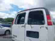 2006 Chevrolet Express Passenger с VIN 1GAHG39UX61106876, выставлен на аукционе IAAI как лот 42722638 с пробегом 157 081 миль миль и . История ставок и продаж доступна на DreamBid. Изображение 14.