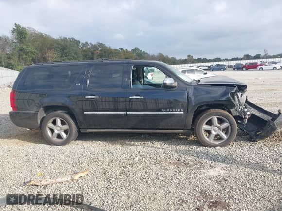 2014 Chevrolet Suburban LTZ с VIN 1GNSCKE05ER105566, выставлен на аукционе IAAI как лот 40762562 с пробегом 191 055 миль миль и . История ставок и продаж доступна на DreamBid. Изображение 13.