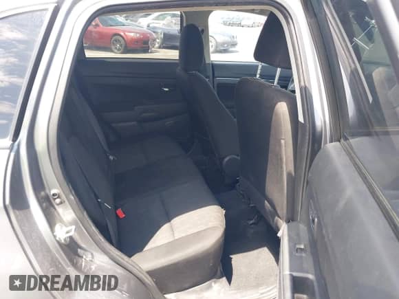 2021 Mitsubishi Outlander ES с VIN JA4ARUAU5MU035449, выставлен на аукционе IAAI как лот 42783031 с пробегом 73 998 миль миль и . История ставок и продаж доступна на DreamBid. Изображение 8.