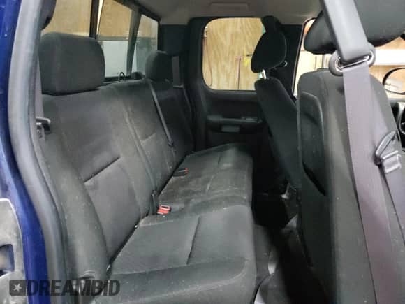 2013 Chevrolet Silverado 1500 LT с VIN 1GCRKSE79DZ112008, выставлен на аукционе Copart как лот 86700665 с пробегом 85 982 миль миль и Чистый • Clean title. История ставок и продаж доступна на DreamBid. Изображение 10.