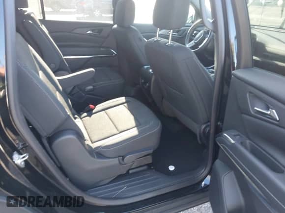 2025 Chevrolet Traverse FWD LT with VIN 1GNERGRS2SJ250689, listed as a IAAI auction lot 43265846 with 3,747 mi miles and . Bid and sale history available at DreamBid. Image 8.