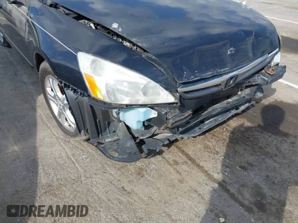 2007 Honda Accord EX-L with VIN 1HGCM56897A151517, listed as a IAAI auction lot 42163664 with Not provided miles and . Bid and sale history available at DreamBid. Image 15.