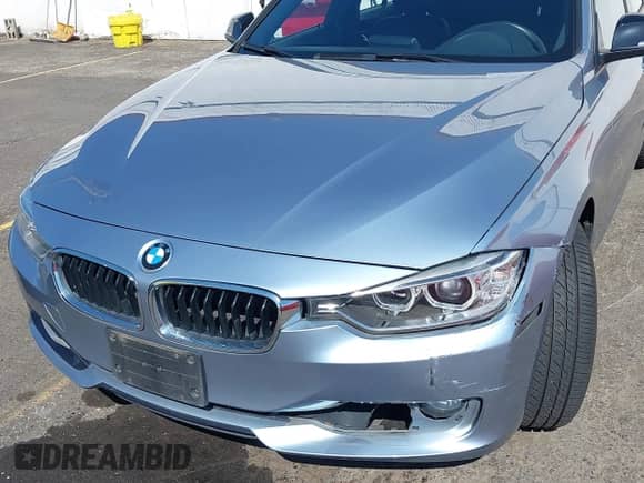 2014 BMW 3 Series 328i xDrive с VIN WBA3B3G54ENR81581, выставлен на аукционе IAAI как лот 43239396 с пробегом 52 259 миль миль и . История ставок и продаж доступна на DreamBid. Изображение 6.