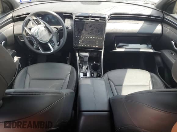 2024 Hyundai Santa Cruz Night Edition с VIN 5NTJCDDF7RH124723, выставлен на аукционе Copart как лот 71933884 с пробегом Не указан миль и Списание • Salvage title. История ставок и продаж доступна на DreamBid. Изображение 8.