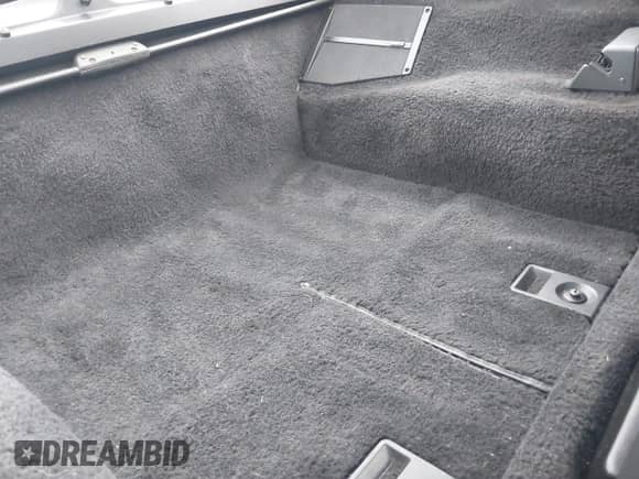 1985 Chevrolet Corvette с VIN 1G1YY0784F5138524, выставлен на аукционе IAAI как лот 42506446 с пробегом 262 602 миль миль и . История ставок и продаж доступна на DreamBid. Изображение 8.