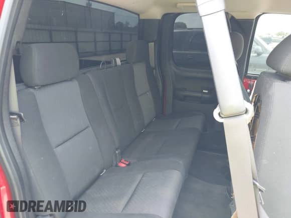 2011 Chevrolet Silverado 1500 LT z VIN 1GCRCSEA6BZ180465, wystawiony jako IAAI lot #42301380 z przebiegiem 80 825 mil mil oraz . Historia ofert i sprzedaży dostępna na DreamBid. Obrazek 8.