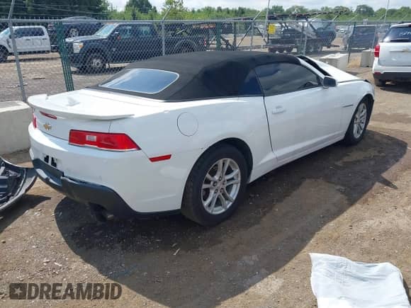 2015 Chevrolet Camaro LT z VIN 2G1FD3D39F9268492, wystawiony jako IAAI lot #43014767 z przebiegiem 168 631 mil mil oraz . Historia ofert i sprzedaży dostępna na DreamBid. Obrazek 4.