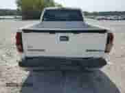 2004 Chevrolet Silverado 1500 LT с VIN 1GCEK19TX4E247697, выставлен на аукционе Copart как лот 70752605 с пробегом 156 488 миль миль и Списание • Salvage title. История ставок и продаж доступна на DreamBid. Изображение 6.