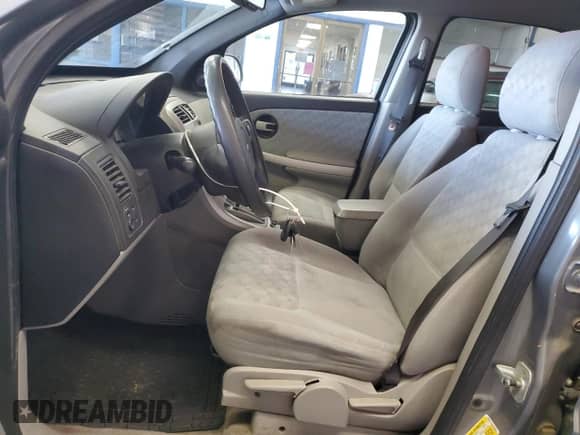 2006 Chevrolet Equinox LT z VIN 2CNDL73F666160509, wystawiony jako Copart lot #87120805 z przebiegiem 244 338 mil mil oraz Czysty tytuł • Clean title. Historia ofert i sprzedaży dostępna na DreamBid. Obrazek 7.