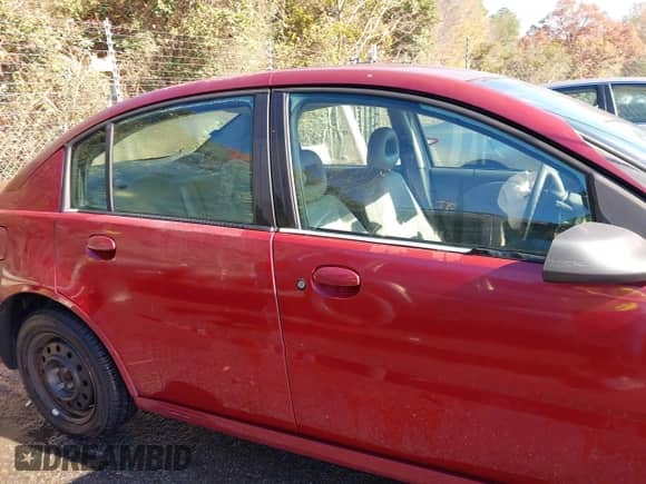 2005 Saturn ION ION 2 с VIN 1G8AJ52F55Z161005, выставлен на аукционе IAAI как лот 40937372 с пробегом 219 963 миль миль и . История ставок и продаж доступна на DreamBid. Изображение 14.