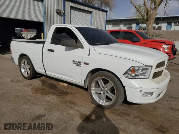 2019 Ram 1500 Express with VIN 3C6JR6AT5KG719207, listed as a Copart auction lot 49677615 with 72,644 mi miles and Salvage title. Bid and sale history available at DreamBid. Image 4.