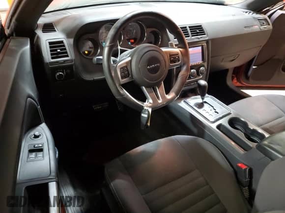 2013 Dodge Challenger SRT-8 Core с VIN 2C3CDYDJ6DH741763, выставлен на аукционе Copart как лот 78093754 с пробегом 63 807 миль миль и Списание • Salvage title. История ставок и продаж доступна на DreamBid. Изображение 8.