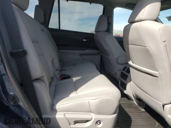 2022 Honda Pilot Touring 8-Passenger with VIN 5FNYF5H94NB001839, listed as a Copart auction lot 52678755 with 100,295 mi miles and Salvage title. Bid and sale history available at DreamBid. Image 12.