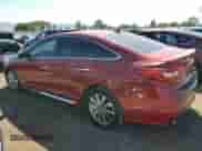 2015 Hyundai Sonata Sport с VIN 5NPE34AF4FH193434, выставлен на аукционе Copart как лот 68929864 с пробегом 132 399 миль миль и Списание • Salvage title. История ставок и продаж доступна на DreamBid. Изображение 2.