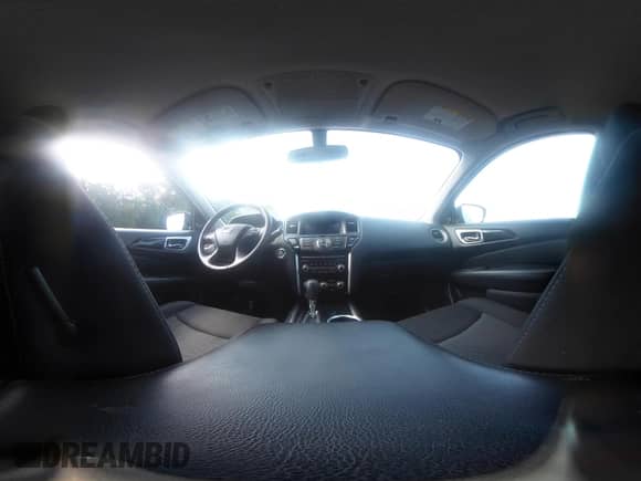 2020 Nissan Pathfinder SV с VIN 5N1DR2BM7LC613525, выставлен на аукционе IAAI как лот 42619017 с пробегом 68 793 миль миль и . История ставок и продаж доступна на DreamBid. Изображение 18.