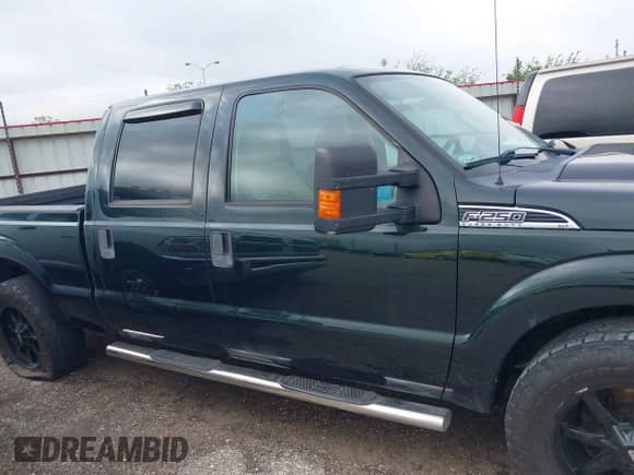 2014 Ford F-250 XL z VIN 1FT7W2A60EEB12223, wystawiony jako IAAI lot #41809927 z przebiegiem 99 534 mil mil oraz . Historia ofert i sprzedaży dostępna na DreamBid. Obrazek 13.