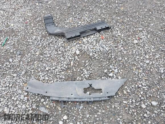 2017 Hyundai Sonata Eco with VIN 5NPE24AA7HH529345, listed as a IAAI auction lot 42511888 with 94,043 mi miles and . Bid and sale history available at DreamBid. Image 12.