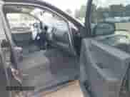 2018 Nissan Frontier SV z VIN 1N6DD0CW0JN722849, wystawiony jako IAAI lot #43387465 z przebiegiem 119 500 mil mil oraz . Historia ofert i sprzedaży dostępna na DreamBid. Obrazek 5.