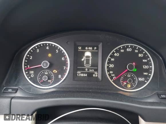 2010 Volkswagen Tiguan S с VIN WVGAV7AX3AW515143, выставлен на аукционе IAAI как лот 43561553 с пробегом 129 844 миль миль и . История ставок и продаж доступна на DreamBid. Изображение 7.