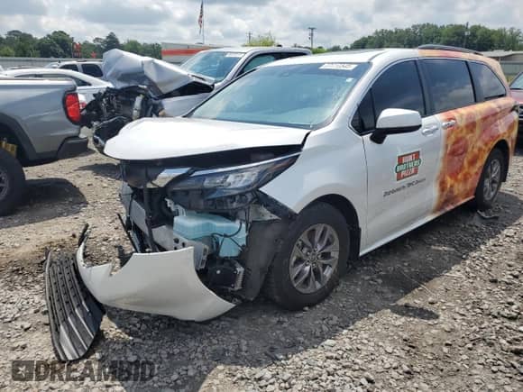 2024 Toyota Sienna XLE with VIN 5TDYSKFC3RS128611, listed as a Copart auction lot 57410545 with Not provided miles and Salvage title. Bid and sale history available at DreamBid. Image 1.