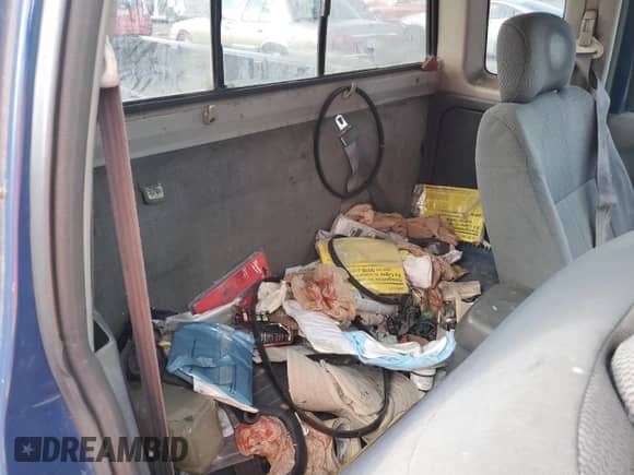 2001 Nissan Frontier SE Desert Runner z VIN 1N6ED26T91C341644, wystawiony jako Copart lot #44858905 z przebiegiem Nie podano mil oraz Szkoda całkowita • Salvage title. Historia ofert i sprzedaży dostępna na DreamBid. Obrazek 10.