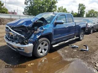 2015 Chevrolet Silverado 1500 LTZ z VIN 1GCVKSEC8FZ211823, wystawiony jako Copart lot #67975995 z przebiegiem 143 311 mil mil oraz Czysty tytuł • Clean title. Historia ofert i sprzedaży dostępna na DreamBid. Obrazek 1.