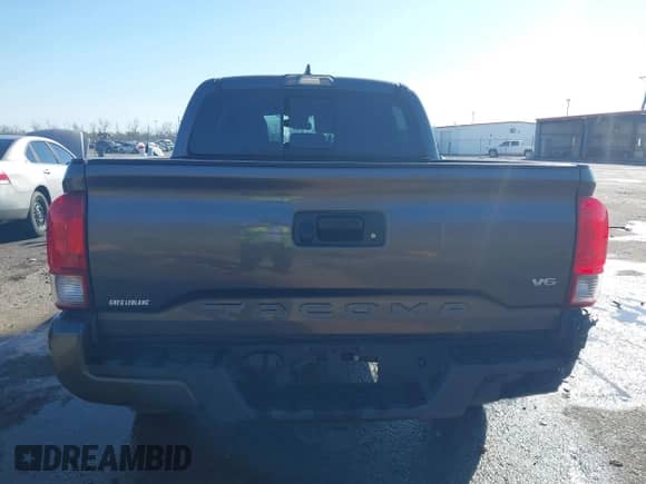 2017 Toyota Tacoma TRD Off Road with VIN 5TFAZ5CN2HX027623, listed as a IAAI auction lot 41731461 with 103,232 mi miles and . Bid and sale history available at DreamBid. Image 16.