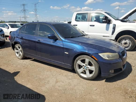2011 BMW 3 Series 328i z VIN WBAPH7G51BNN02875, wystawiony jako Copart lot #71046565 z przebiegiem Nie podano mil oraz Szkoda całkowita • Salvage title. Historia ofert i sprzedaży dostępna na DreamBid. Obrazek 4.
