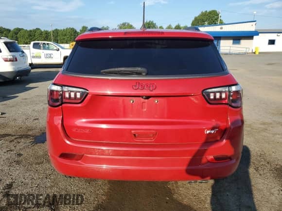 2022 Jeep Compass (RED) Edition with VIN 3C4NJDCB6NT177329, listed as a Copart auction lot 67070815 with 44,327 mi miles and Salvage title. Bid and sale history available at DreamBid. Image 6.