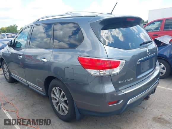 2015 Nissan Pathfinder SL with VIN 5N1AR2MM8FC709412, listed as a IAAI auction lot 42999877 with 178,002 mi miles and . Bid and sale history available at DreamBid. Image 14.