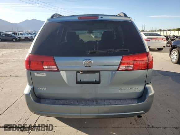 2005 Toyota Sienna LE with VIN 5TDBA23C65S039431, listed as a Copart auction lot 72048745 with 275,637 mi miles and Salvage title. Bid and sale history available at DreamBid. Image 6.