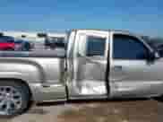 2002 Chevrolet Silverado 1500 LS с VIN 2GCEC19V021244756, выставлен на аукционе IAAI как лот 42336411 с пробегом 192 041 миль миль и . История ставок и продаж доступна на DreamBid. Изображение 6.