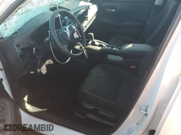 2025 Honda HR-V LX с VIN 3CZRZ1H38SM756980, выставлен на аукционе Copart как лот 81060465 с пробегом Не указан миль и Списание • Salvage title. История ставок и продаж доступна на DreamBid. Изображение 7.
