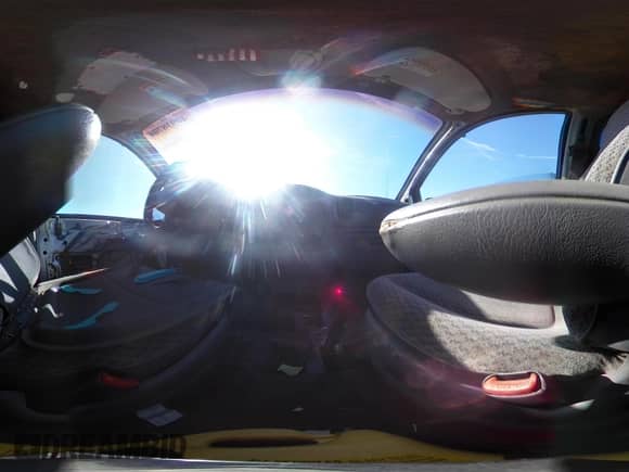 2000 Dodge Caravan with VIN 2B4GP2532YR588202, listed as a IAAI auction lot 40938704 with 295,644 mi miles and . Bid and sale history available at DreamBid. Image 18.
