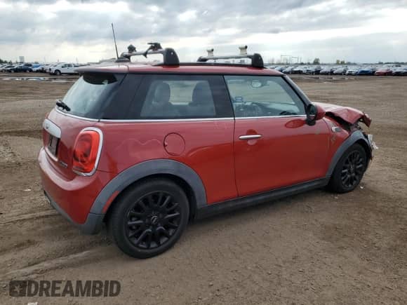 2015 MINI Hardtop with VIN WMWXM5C58FT941398, listed as a Copart auction lot 82272015 with 154,161 mi miles and Salvage title. Bid and sale history available at DreamBid. Image 3.