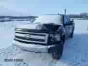 2008 Chevrolet Silverado 1500 1LT z VIN 2GCEK190X81265260, wystawiony jako IAAI lot #41196623 z przebiegiem 172 730 mil mil oraz . Historia ofert i sprzedaży dostępna na DreamBid. Obrazek 6.