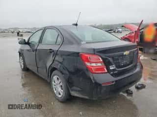 2017 Chevrolet Sonic LS z VIN 1G1JB5SH8H4176709, wystawiony jako Copart lot #82086805 z przebiegiem 86 196 mil mil oraz Szkoda całkowita • Salvage title. Historia ofert i sprzedaży dostępna na DreamBid. Obrazek 2.